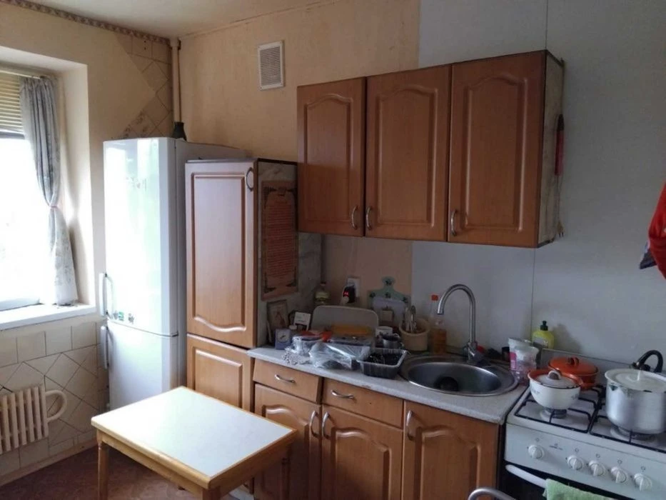 For sale: 2-room apartment, improved, 50 m2, floor 3/9, Klochk Street