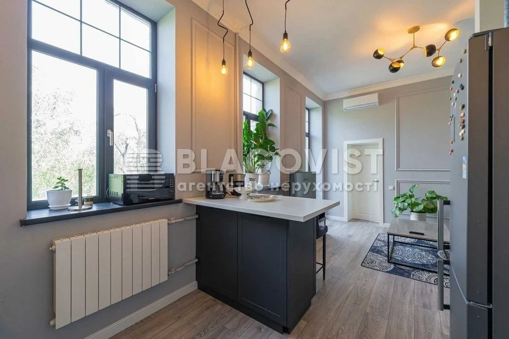 Exclusive 2-room apartment 50.5 m² Center, Bulvarno-Kudryavska