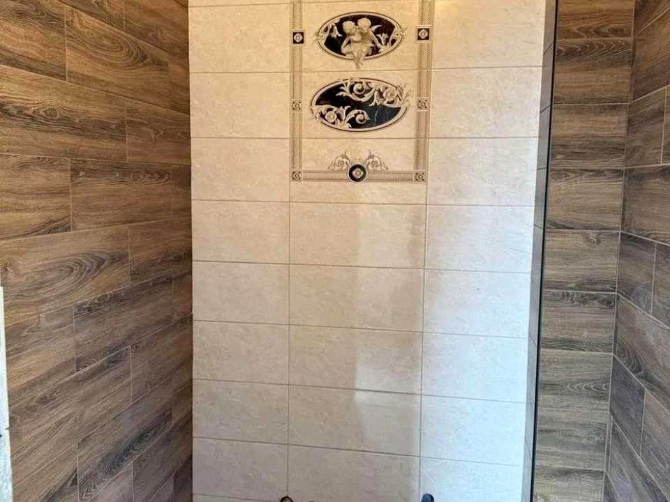 Будинок. Київ, Левадна вул.