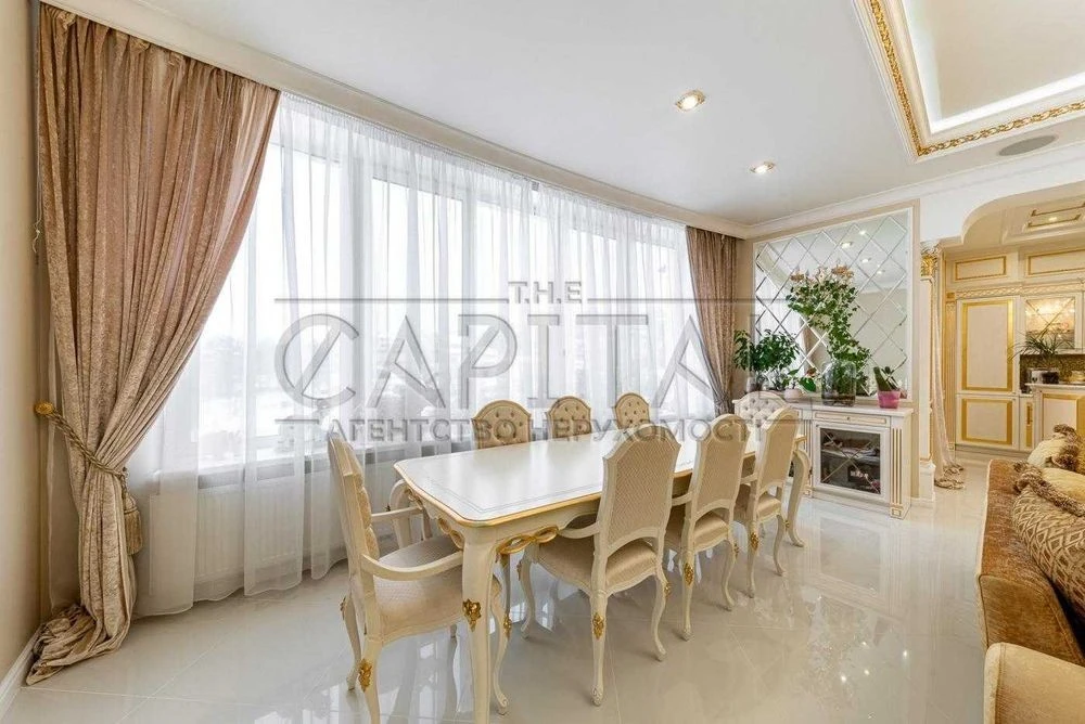 Продаж 3-поверхового будинку, 332м2, Солом'янський р-н, Бати