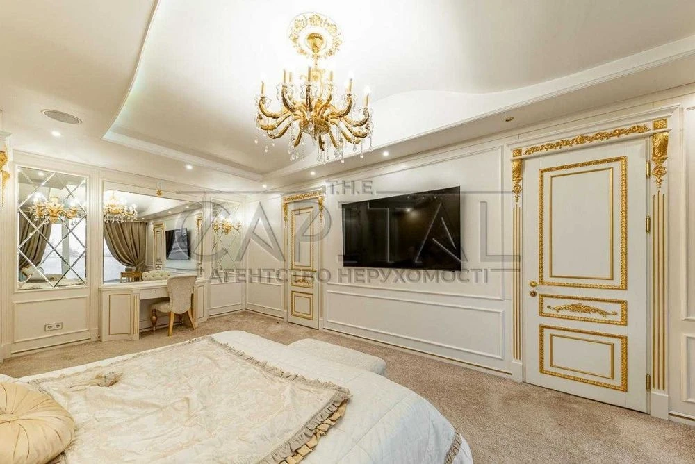 Продаж 3-поверхового будинку, 332м2, Солом'янський р-н, Бати
