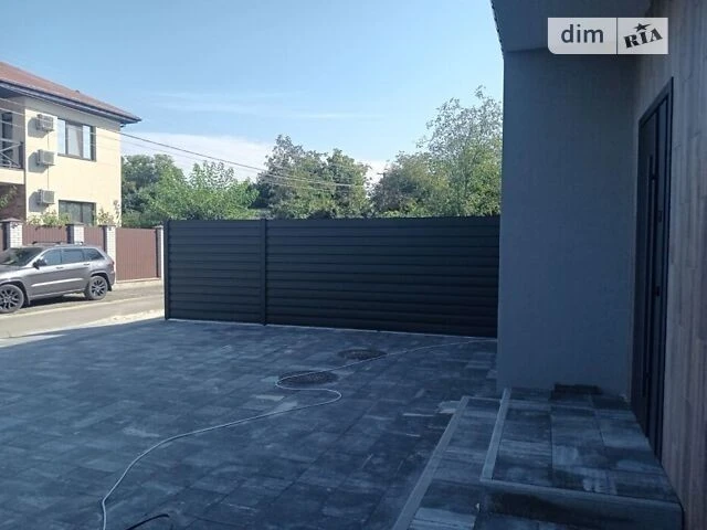 Продаж 2 поверхового таунхауса з ділянкою на 1.8 сотки, 120