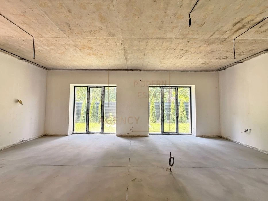 ПРОДАЖ преміального будинку в КИЄВІ - 180 м² з двома терасам