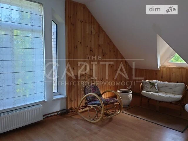 Продаж 3 поверхового будинку з гаражем і ділянкою на 6 соток