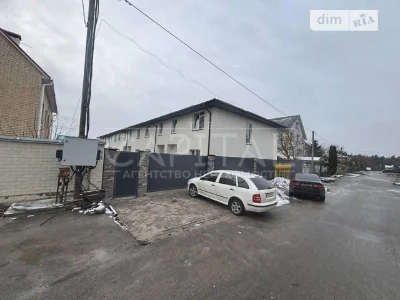 Продаж 2 поверхового таунхауса 140 кв. м, 4 кімнати, на Свят