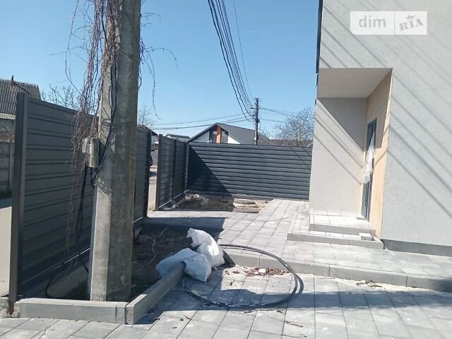 Продаж 2 поверхового дуплекса з ділянкою на 3.8 сотки, 155 к