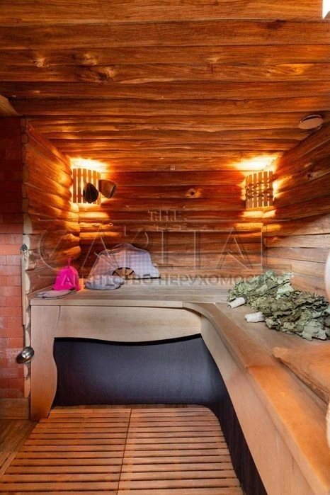 Продаж 2 поверхового будинку з гаражем і ділянкою на 10 сото