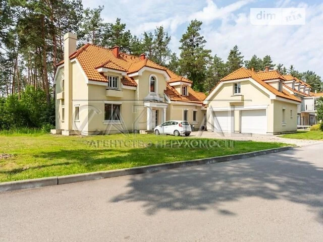 Продаж 2 поверхового будинку з гаражем і ділянкою на 30 сото