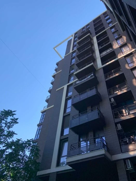 Продам двухкомнатную квартиру на Адмиральском проспекте. Гос
