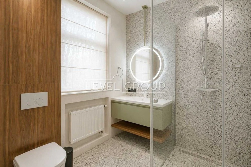 Продаж будинку з басейном у Голосіївському районі | 180 м² |
