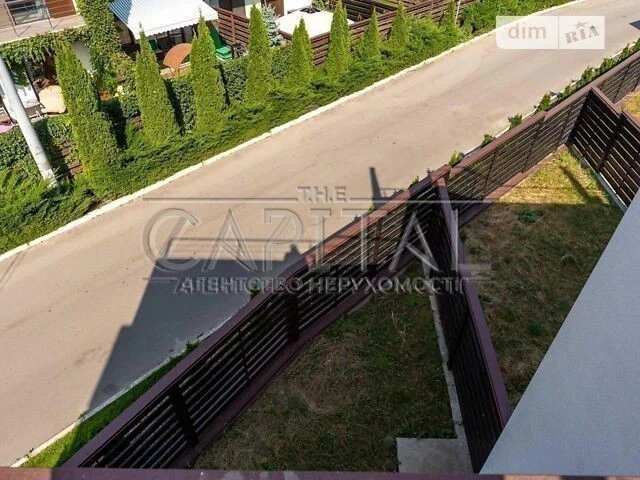 Продаж 2 поверхового будинку з ділянкою на 2 сотки, 124 кв.