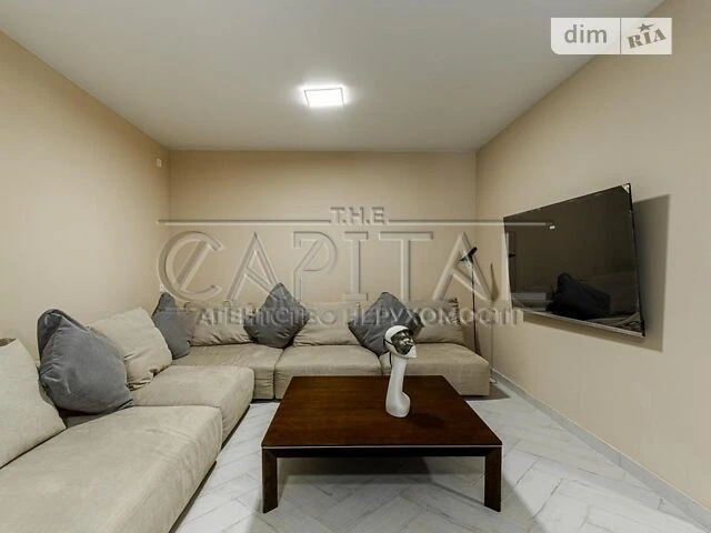 Продаж 2 поверхового будинку з ремонтом і ділянкою на 1 сотк