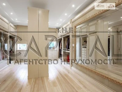Продаж 3 поверхового будинку з верандою і ділянкою на 10 сот