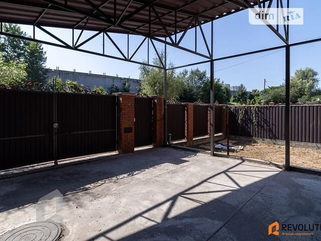 Продаж 3 поверхового таунхауса з ділянкою на 2 сотки, 161.4