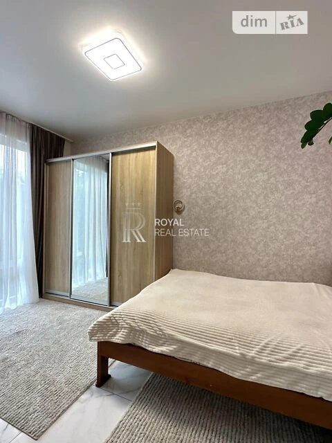 Продаж 1 поверхового таунхауса з ділянкою на 1.8 сотки, 40 к