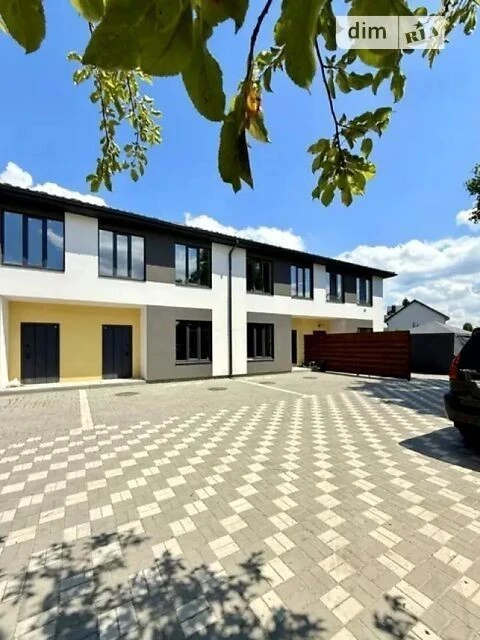 Продаж 2 поверхового таунхауса з ділянкою на 2 сотки, 125 кв