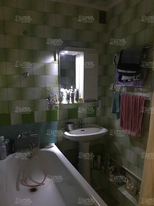 VS S4 For sale 2-room apartment Saltovka, Poznanskaya street