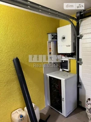 Продаж 1 поверхового будинку з опаленням і ділянкою на 9 сот