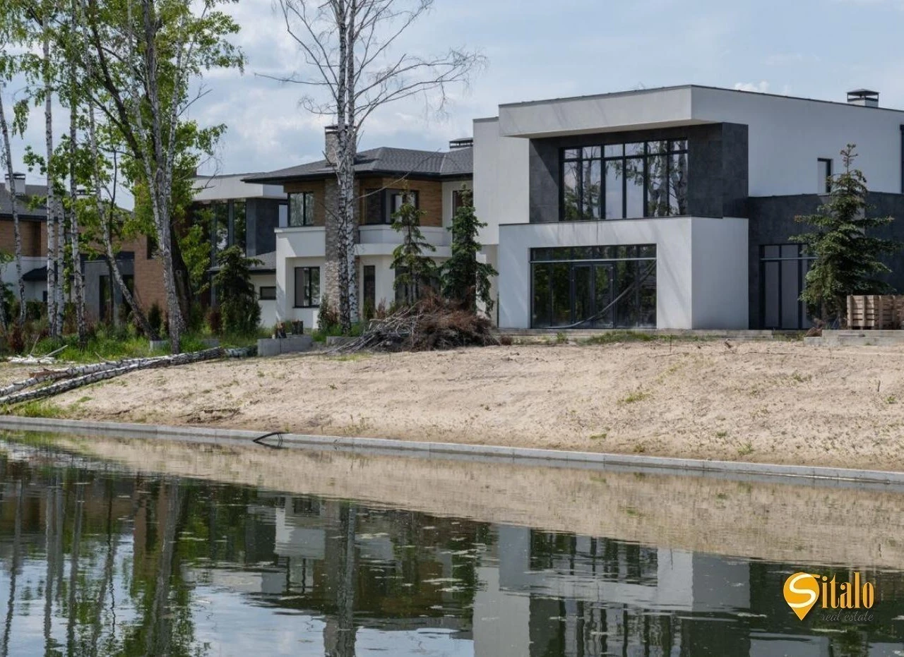 Продаж будинку 220 м², 3-я Озерна вул.