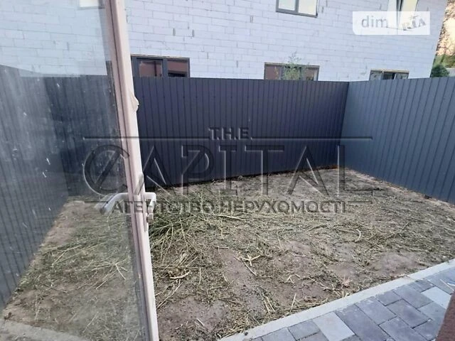 Продаж 2 поверхового таунхауса з ділянкою на 1 сотку, 100 кв