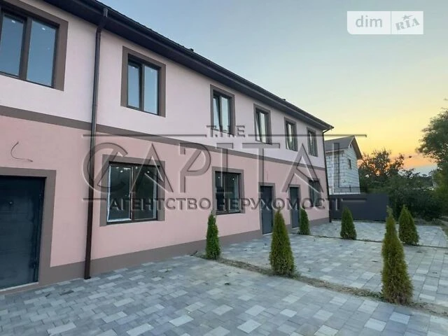 Продаж 2 поверхового таунхауса з ділянкою на 1 сотку, 100 кв