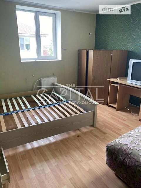 Продаж 3 поверхового будинку з гаражем і ділянкою на 8 соток