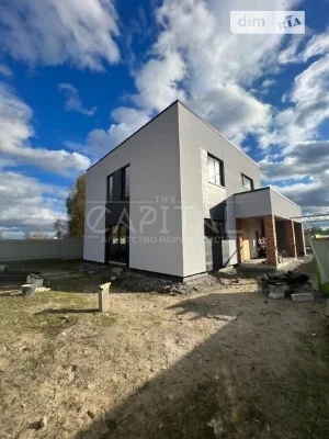 Продаж 2 поверхового будинку з гаражем і ділянкою на 8 соток