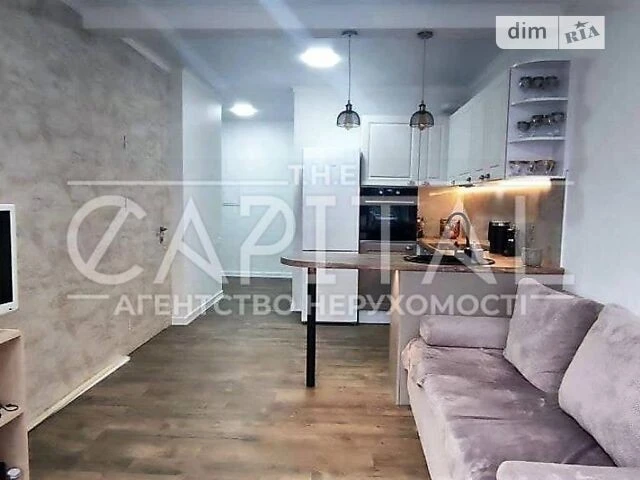 Продаж 2 поверхового будинку бесідка і ділянкою на 7.8 сотки