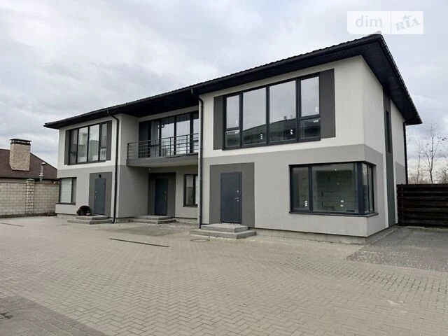 Продаж 2 поверхового таунхауса з ділянкою на 1.8 сотки, 116