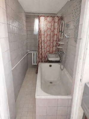 Продаю будинок, 6 соток, метро "Васильківська" — 15 хв