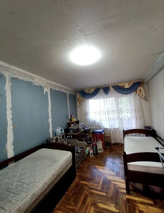 3rd apartment for sale in Khortytsky district