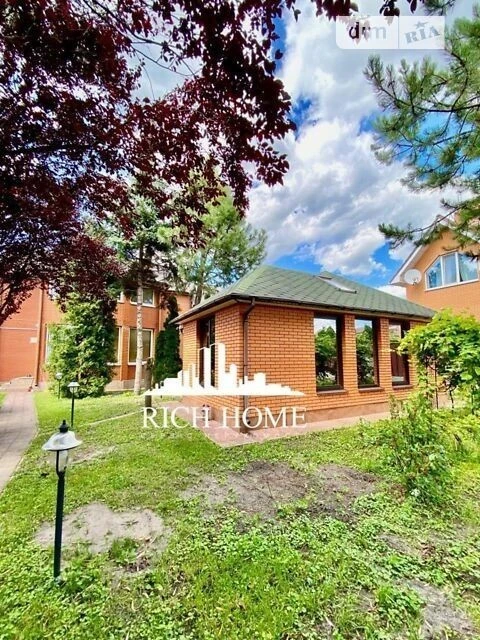 Продаж 2 поверхового будинку з ділянкою на 8 соток, 216 кв.
