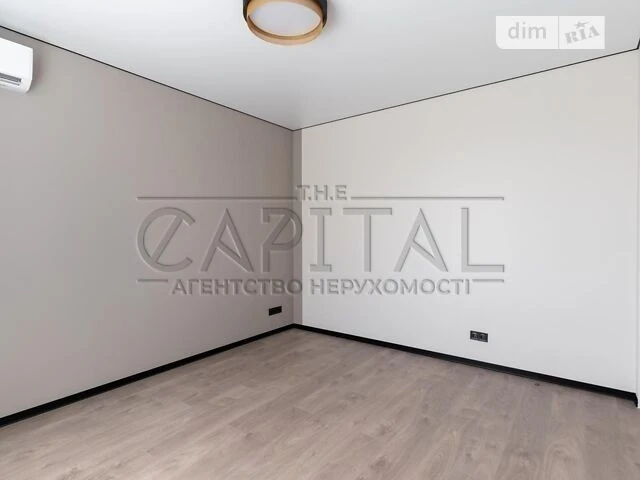 Продаж 2 поверхового дуплекса з ділянкою на 4 сотки, 135 кв.