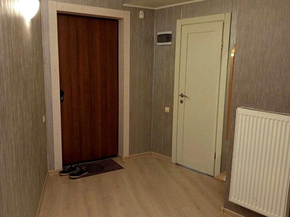 Квартира. Днепр, Королевы Елизаветы II ул. (глинки)