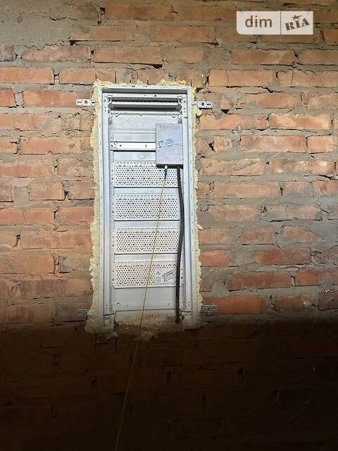 Продаж 2 поверхового будинку з ділянкою на 10 соток, 256 кв.