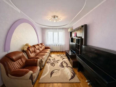 Продаж 3 кімнатної квартири Розділ кімнати мікр-н Сади №1994