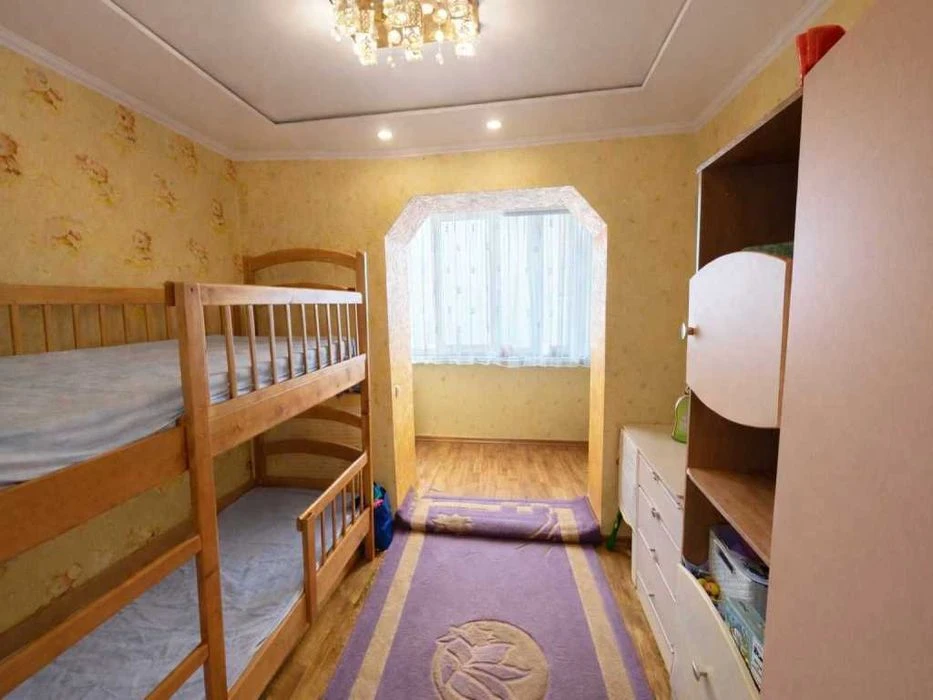 Продаж 3 кімнатної квартири Розділ кімнати мікр-н Сади №1994
