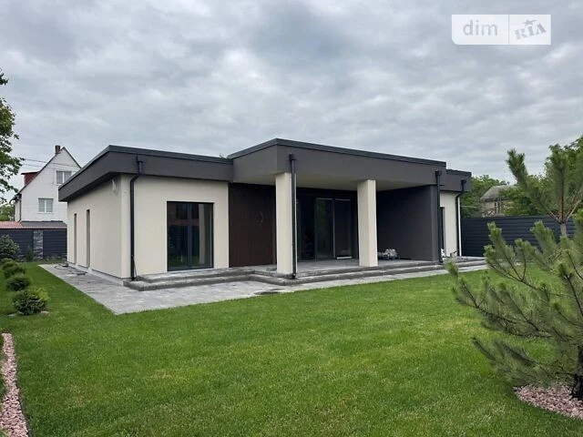 Продаж 1 поверхового будинку з ділянкою на 6 соток, 145 кв.