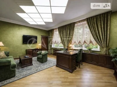 Продаж 3 поверхового будинку з опаленням і ділянкою на 14 со