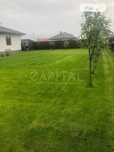 Продаж 2 поверхового будинку з гаражем і ділянкою на 10 сото