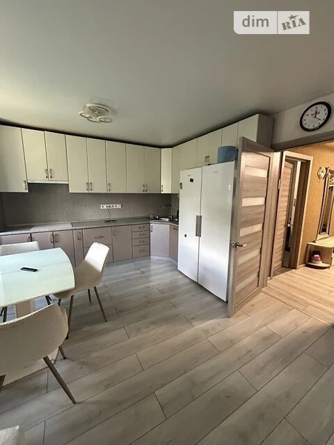 Продаж 2 поверхового дуплекса з ділянкою на 3.18 сотки, 121.
