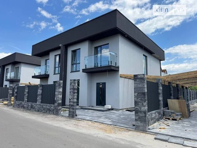 Продаж 2 поверхового дуплекса з ділянкою на 3 сотки, 140 кв.