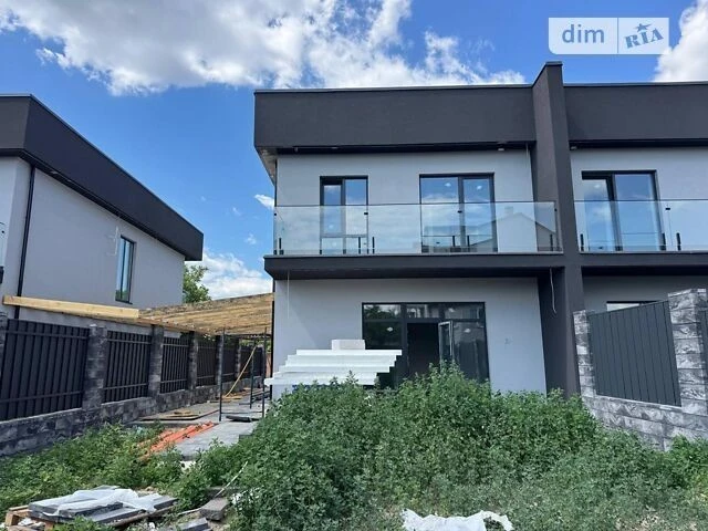Продаж 2 поверхового дуплекса з ділянкою на 3 сотки, 140 кв.