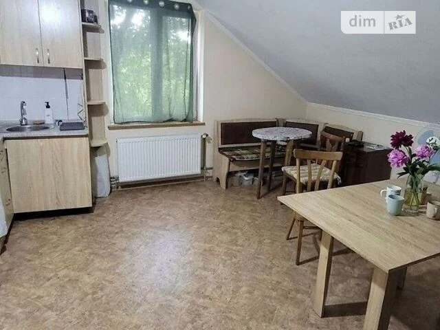 Продаж 2 поверхового будинку з балконом і ділянкою на 6 сото