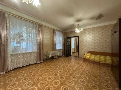 Продам 3-комн квартиру на Ясная, Отрадная, Парк Шевченко.