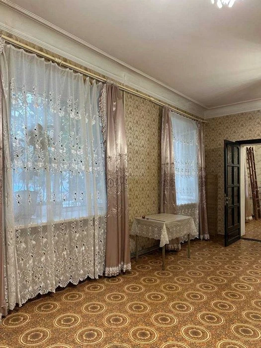 Продам 3-комн квартиру на Ясная, Отрадная, Парк Шевченко.