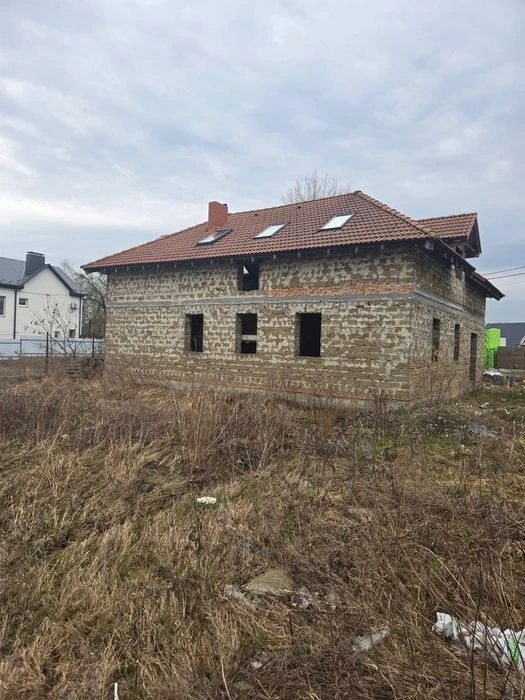Без% Продаж капітального будинку 250 м² у Жулянах Цегла діля
