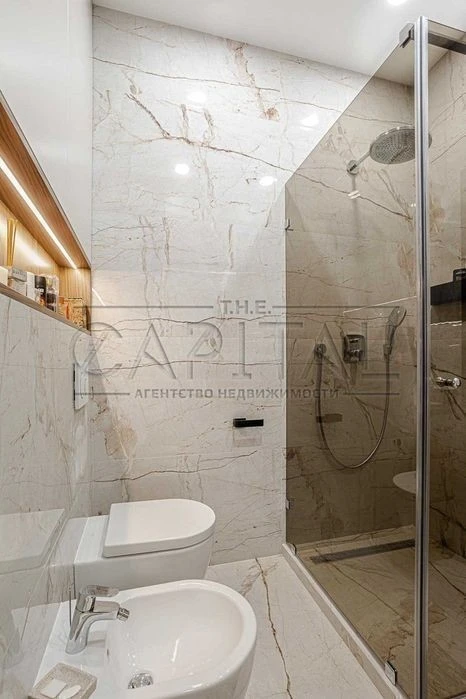 For sale / Apartment / 114 m2 / Residential complex Bulvar Fontaniv / Pechersky