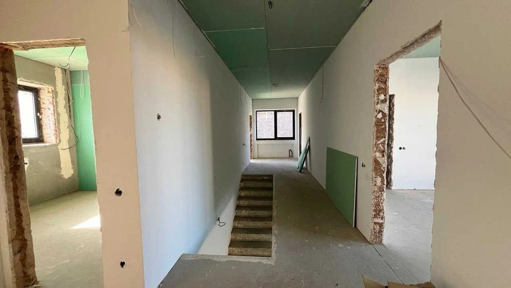 БЕЗ%! Продаж якісного будинку в Києві, район Жуляни, 11 сото