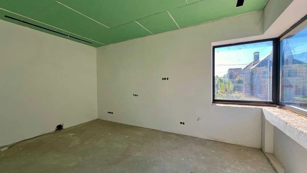 БЕЗ%! Продаж якісного будинку в Києві, район Жуляни, 11 сото